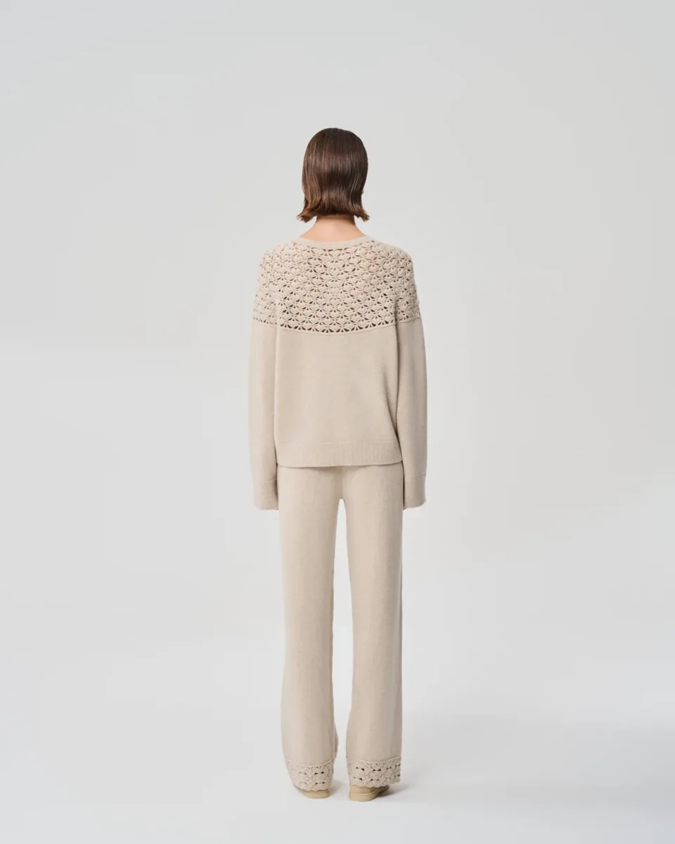 Pullover mit Ajourpasse