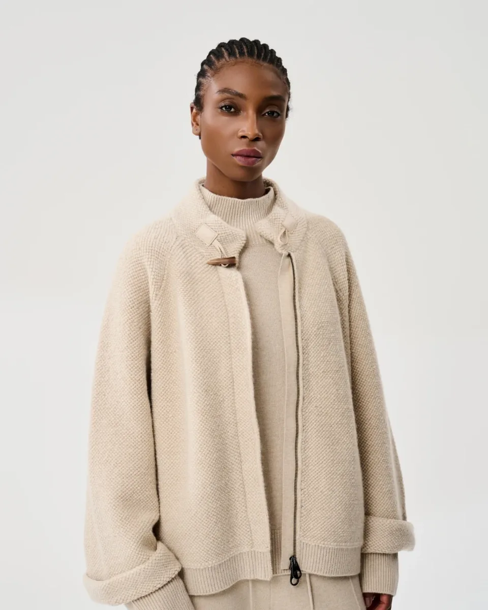 Strukturstrickjacke mit Reißverschluss