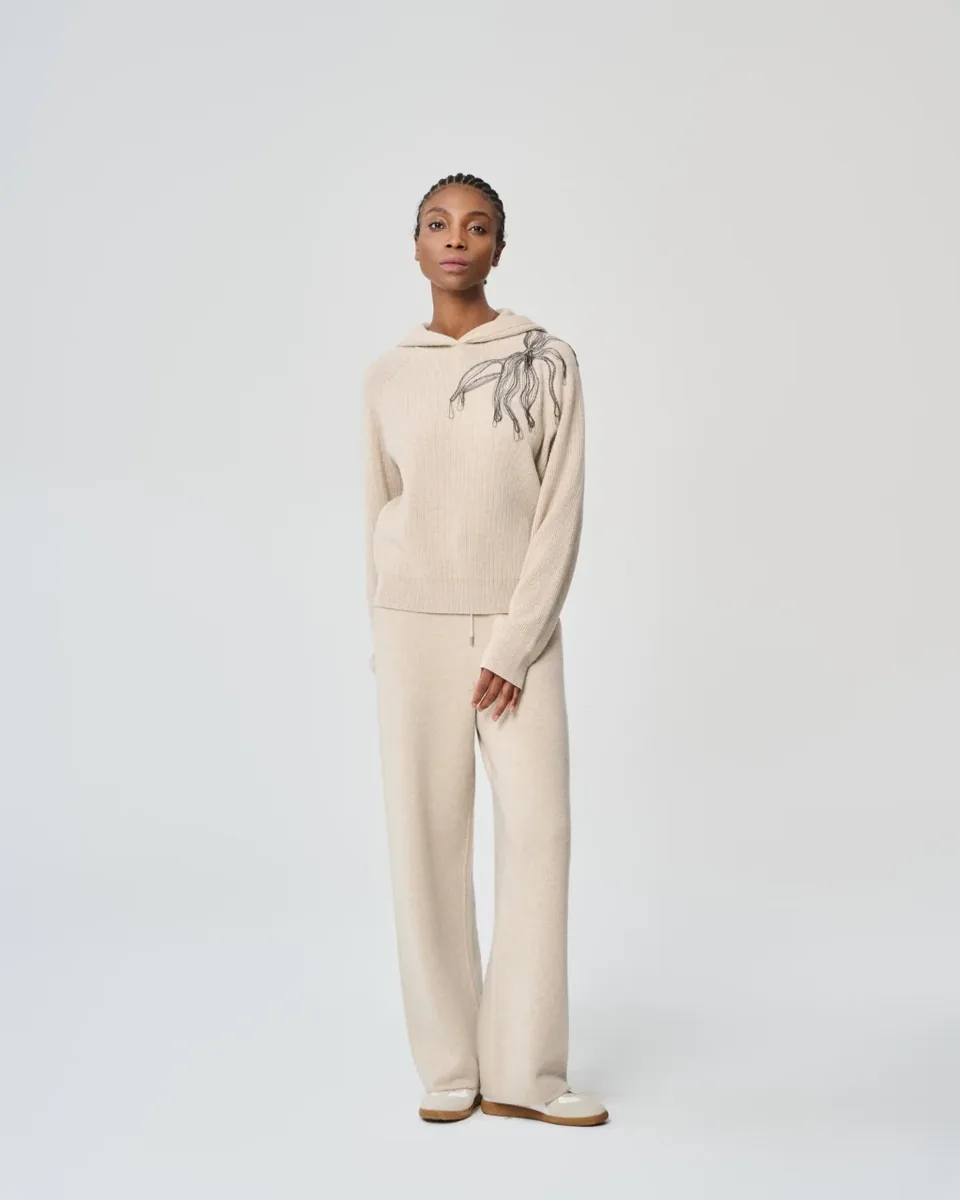 Pullover mit botanischen Details