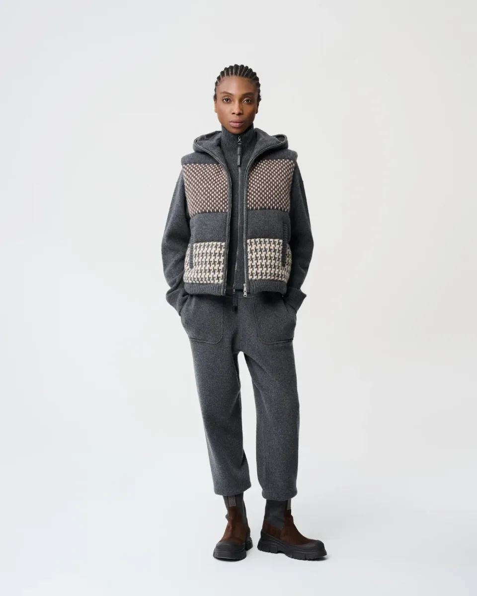 Patterned hooded vest — Wholesale enquiries, View 1