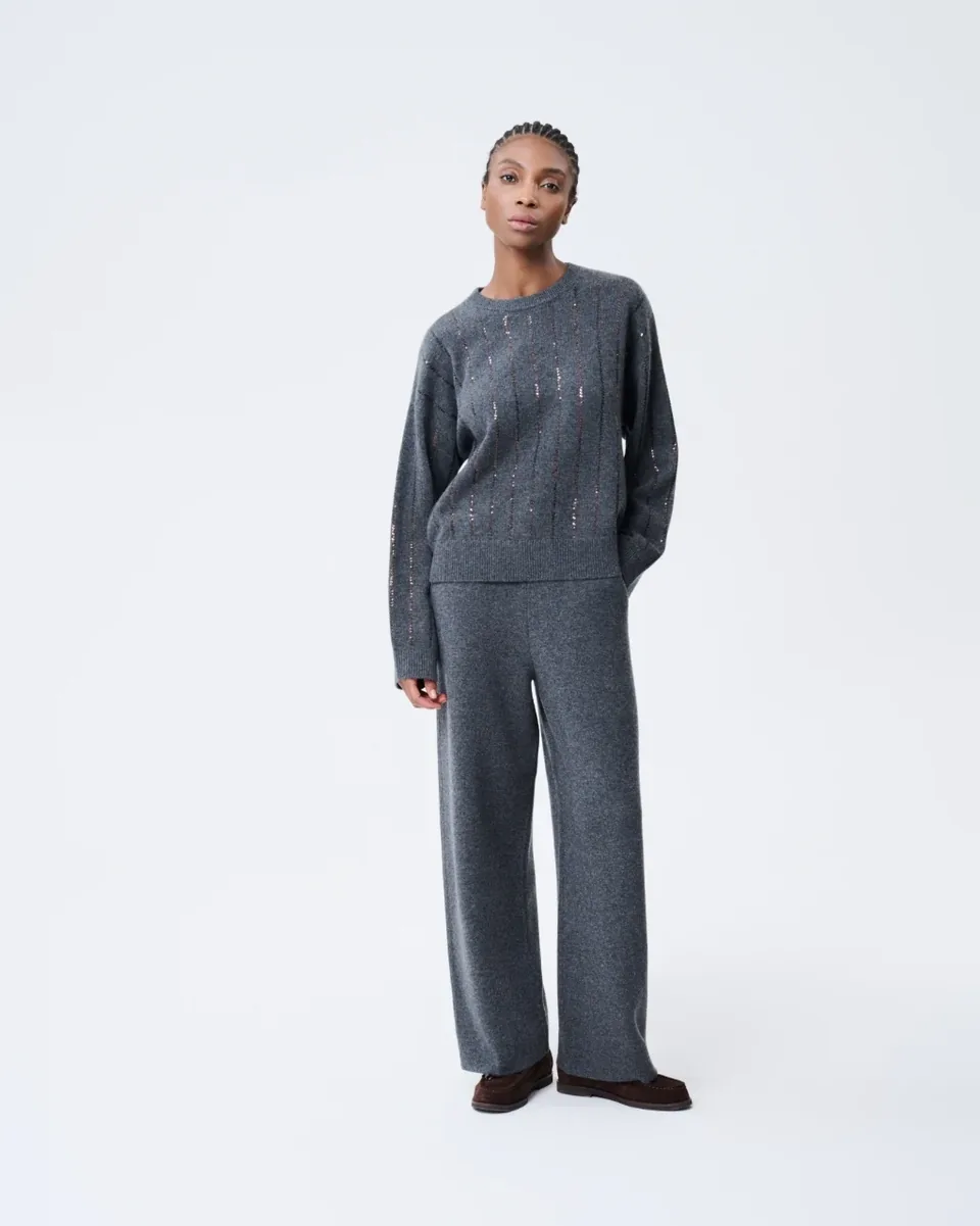 Anthrazitfarbener Ripppullover