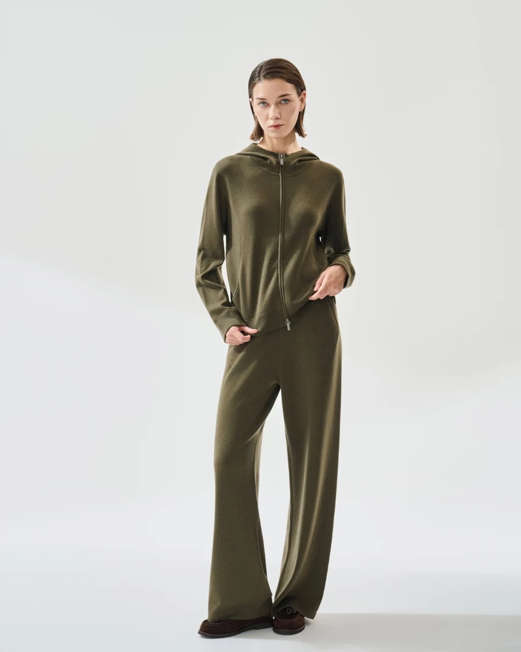 Olive hoodie, View 1